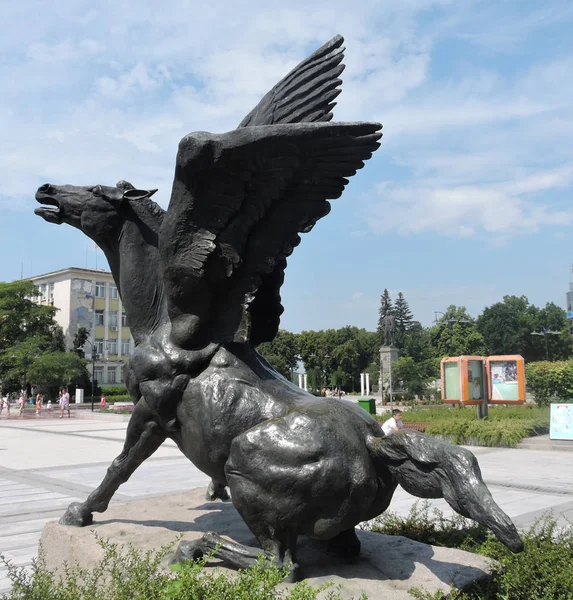 Статуя Лошади Крыльями Силистре Болгария — стоковое фото