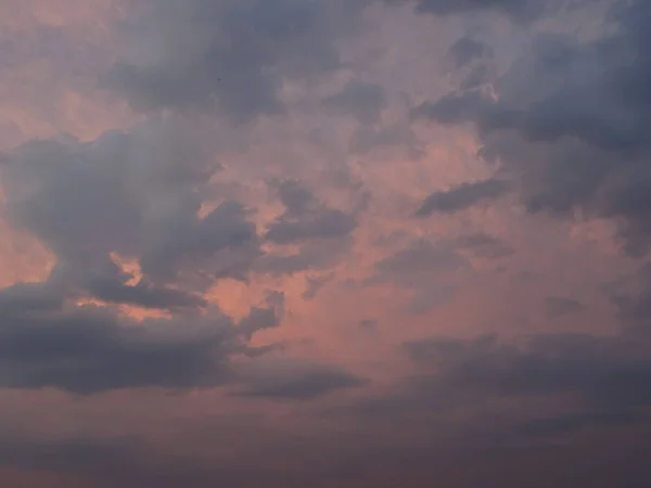Рожевий небо — стокове фото