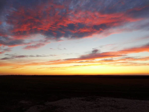 Cielo brillante puesta de sol —  Fotos de Stock