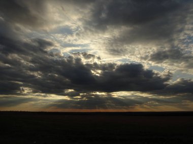 Dramatik bulutlu gökyüzü