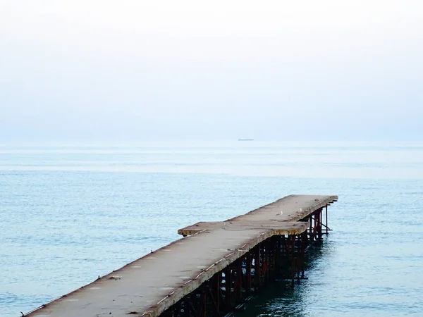 Puente en el mar — Foto de Stock
