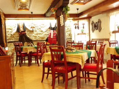 Geleneksel Bulgar Restoran iç