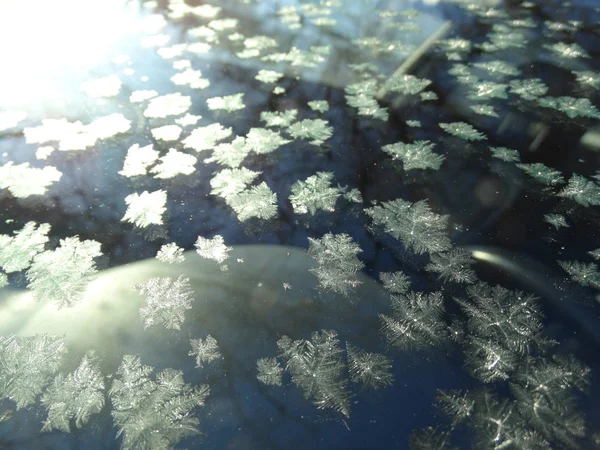 Frost på en bilfönster — Stockfoto