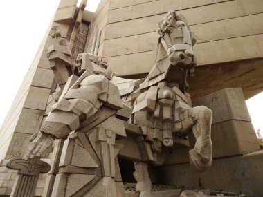 Bulgaristan, Shumen 1300 yıllık anıt