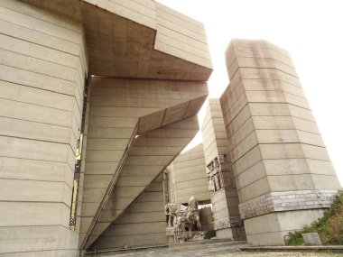 Bulgaristan, Shumen 1300 yıllık anıt