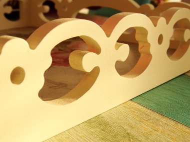 Antika ahşap süsleme