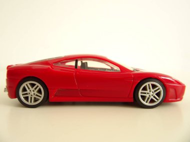 Spor Kırmızı Araba Minyatürü