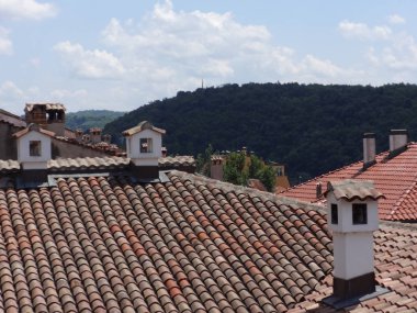 dışarıdaki çatıların görünümü