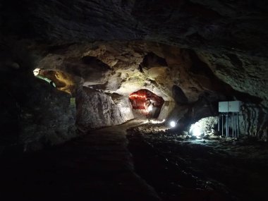 İç Bacho Kiro mağara, Bulgaristan