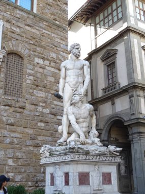 Herkül ve Cacus heykeli Floransa, İtalya