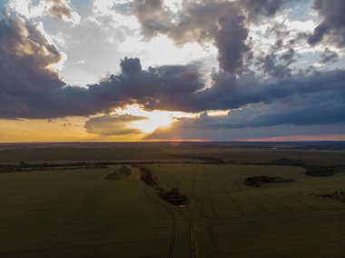 Sunset Time 'daki Manzaranın Drone Görünümü