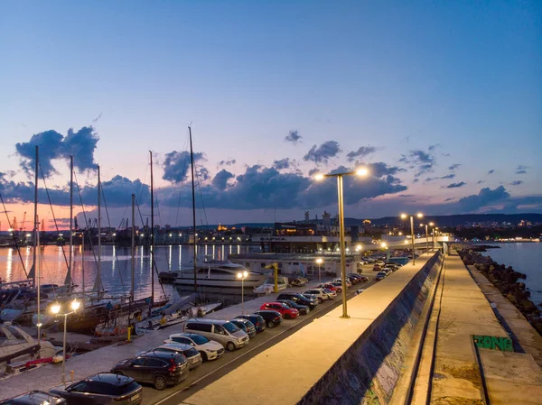 Drone Vista Mar Porto Mar Varna Pôr Sol Com Céu — Fotografia de Stock