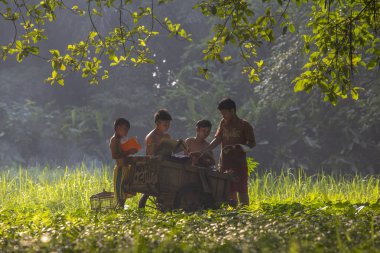 Jakarta'da çocuk oyun ve sanat şenlikli bazı editoryal olaylar 