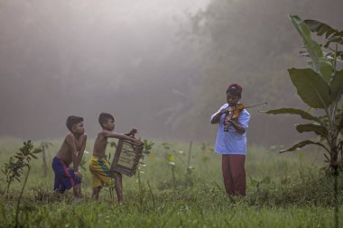 Jakarta'da çocuk oyun ve sanat şenlikli bazı editoryal olaylar 