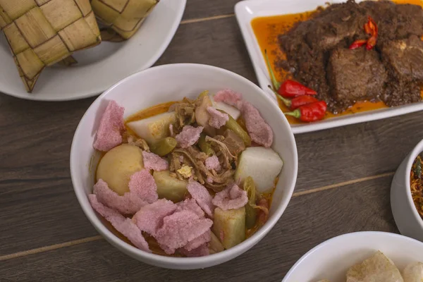 Különböző Indonéz Élelmiszer Gasztronómiai Stock Kép