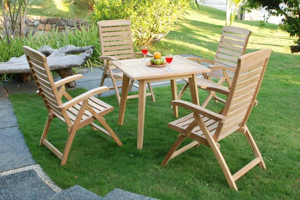 Teak Trädgårdsmöbler Set — Stockfoto