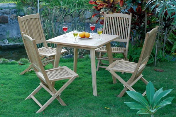 Teak Garden Furniture Set — Stock Photo, Image