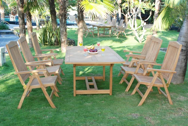 Teak Tuinmeubelen Teak Outdoor Tuinmeubelen Opklapbare Stoelen Tafel Stoelen Instellen — Stockfoto