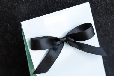 Güzel hediye için bir özel durum, düşünceli hediye kalp