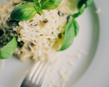 kavram - mantarlı risotto tarifi tarz Avrupa ve Akdeniz mutfağı