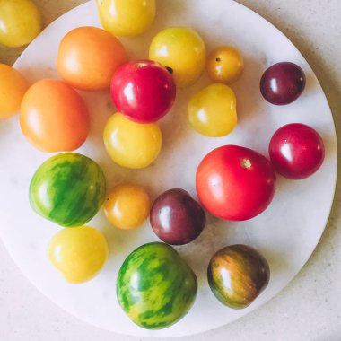 olgun domates - organik sebze ve sağlıklı beslenme kavramı, zarif görsel tarz