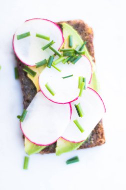 sebze sandviç - sağlıklı aperatifler ve ev yapımı yiyecek tasarımlı kavram, zarif görseller