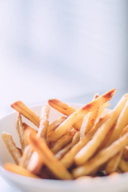 rustik gıda ve ev yapımı yemek sadece patates kızartması hazır, zarif görsel pişmiş kavramı - tarz