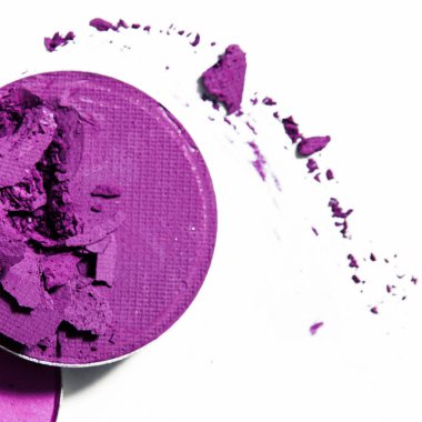 ezilmiş makyaj ürünleri - kozmetik ve güzellik kavramı, zarif görsel tarz