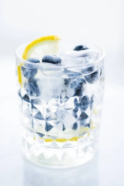 Drinks Cocktails Celebration Styled Concept Cocktail Blueberry Ice Lemon Elegant — Stock Photo, Image