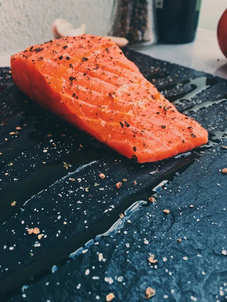 Raw Marinated Salmon Healthy Eating Mediterranean Cuisine Recipes Styled Concept — Stock Photo, Image