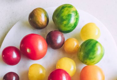 olgun domates - organik sebze ve sağlıklı beslenme kavramı, zarif görsel tarz