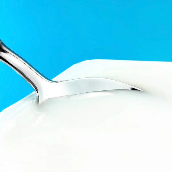 Mléčné Výrobky Rustikální Farma Potravin Stylem Koncept Přírodní Jogurt Modrém — Stock fotografie