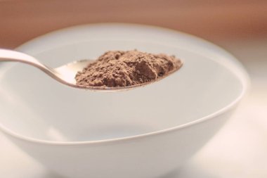 kakao tozu - baharat ve malzemeleri kavramı, zarif görsel tarz