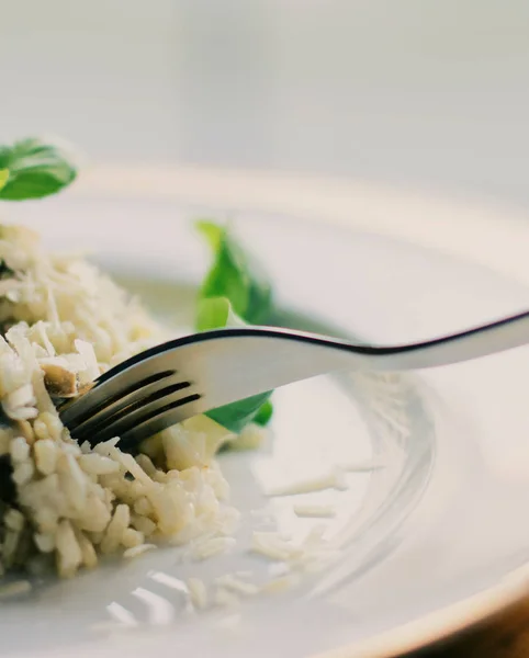 Avrupa Akdeniz Yemekleri Kavramı Mantarlı Risotto Tarifi Zarif Görsel Tarz — Stok fotoğraf