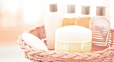 banyo kozmetik seti - ev spa ve sağlık tasarımlı kavram