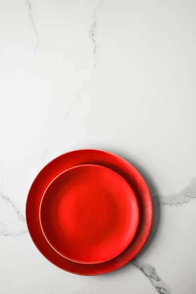 Empty Red Plate Marble Recipe Restaurant Mockup Flatlay Styled Concept — Φωτογραφία Αρχείου