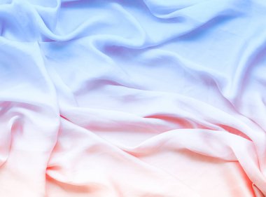 Neon yumuşak ipek dalgalar, flatlay - şık kumaş dokular, arka ve modern pastel renklerle kavramı. Zamansız lüks hissetmeye