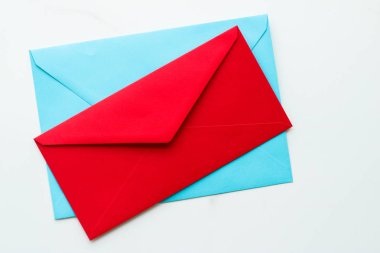 Mermer arka plan, ileti kavram zarflara