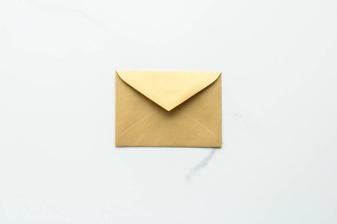 Mermer arka plan, ileti kavram zarflara