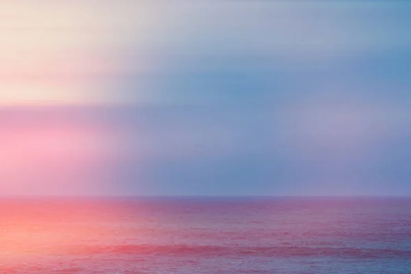 Dreamy ocean coast in summer — Stock Photo, Image