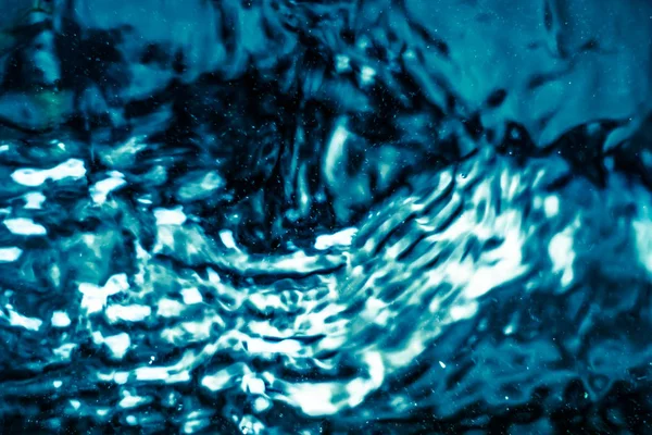 Diepe blauwe wateren — Stockfoto