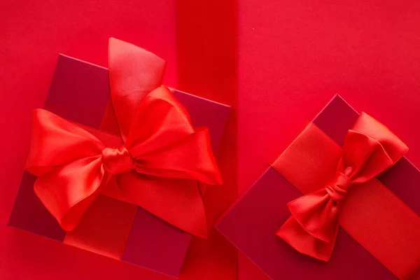 Luxus üdülési ajándékok-piros — Stock Fotó