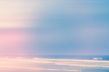 Rüya gibi okyanus kıyısında yaz aylarında