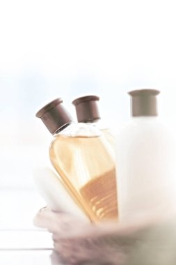 Onun için banyo essentials