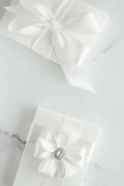 Luxury wedding gifts on marble — Stock Photo, Image