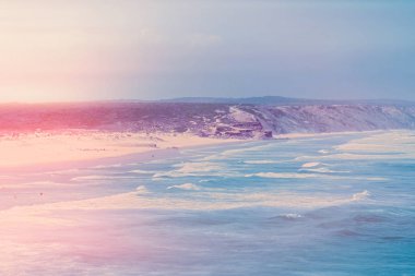 Rüya gibi okyanus kıyısında yaz aylarında