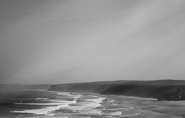 Atlantik Okyanusu kıyısında sahne, Güzel Sanatlar