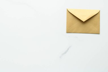 Mermer arka plan, ileti kavram zarflara