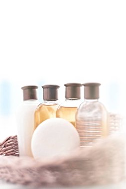 Onun için banyo essentials