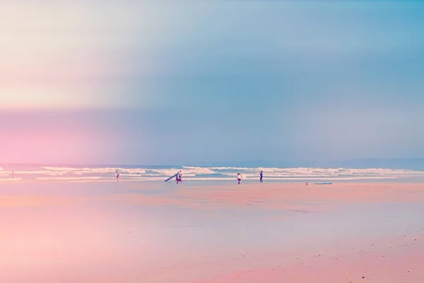 Costa oceánica de ensueño en verano —  Fotos de Stock